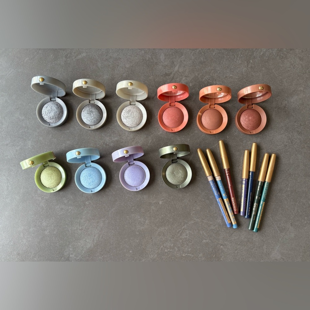 Bourjois Pastel Lumiere Eyeshadow, Blush and Eyeliner Set Made in France - Picture 3 of 6